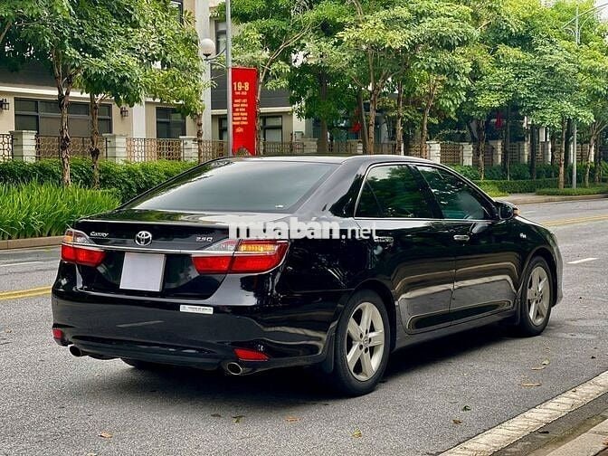 Toyota Camry 2017 2.5Q - 90000 km