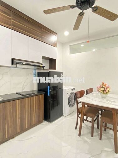 Siêu phẩm CCMN 1n1k 40m2 Full đồ. Máy giặt riêng ô tô đỗ cửa Thái hà