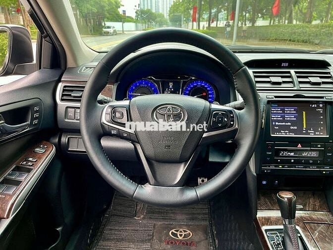 Toyota Camry 2017 2.5Q - 90000 km