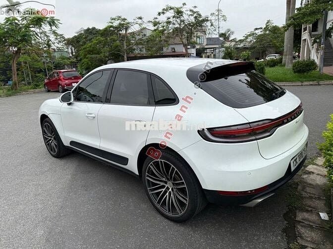 Porsche Macan 2.0 2021