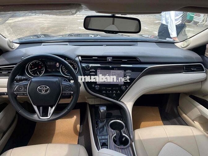 CAMRY 2.5Q đậm chất chủ tịch
