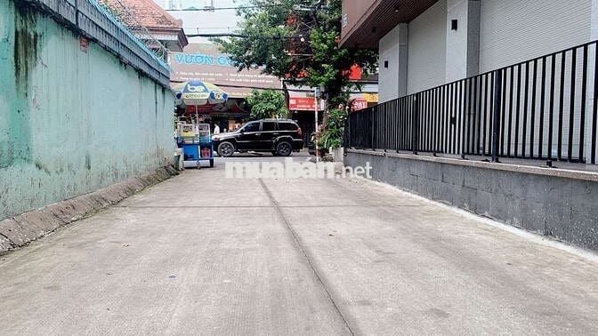 BÁN ĐẤT TÂN PHÚ CHƯA TỚI 81TR/1M2 4.1X20 GIÁ 6.7 TỶ TL KHÔNG LỘ GIỚI