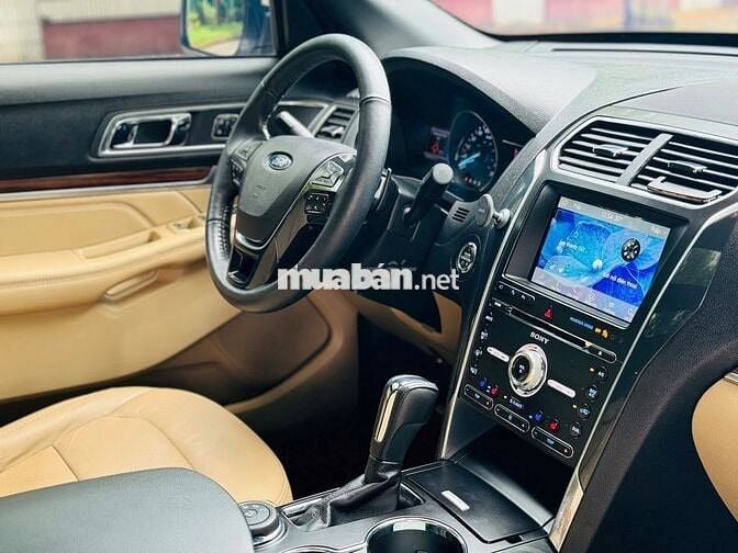 Ford Explorer 2017 2.3L Ecoboost - 76999 km