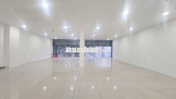 Tòa nhà 200m2 đất, 1200m2 sàn PCcc đầy đủ kdc chánh nghĩa