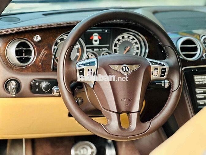 Bentley Continental GT Coupe Model 2014 siêu lướt