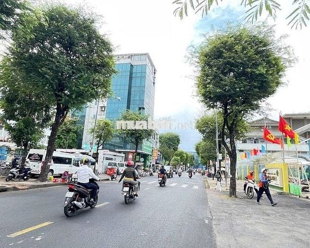 Mặt tiền 547 Sư Vạn Hạnh, Quận 10 - GIÁ 45TRIỆU, Cho ĂN UỐNG, DT 4x20m