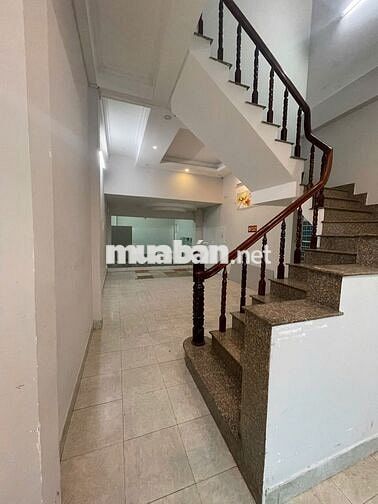 NHÀ NGUYÊN CĂN 3PN 3WC TRỐNG SẴN MẶT TIỀN ĐƯỜNG SỐ 85 QUẬN 7