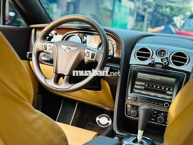 Bentley Continental GT Coupe Model 2014 siêu lướt