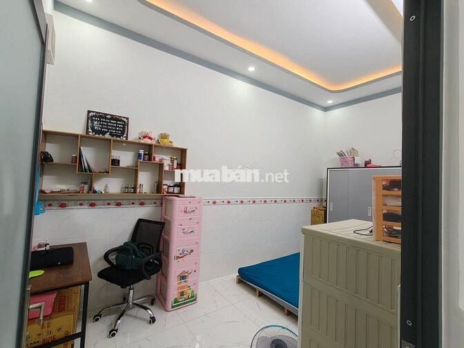 Nhà cấp 4 100% thổ cư, gần chợ khu đông dân cư cần bán