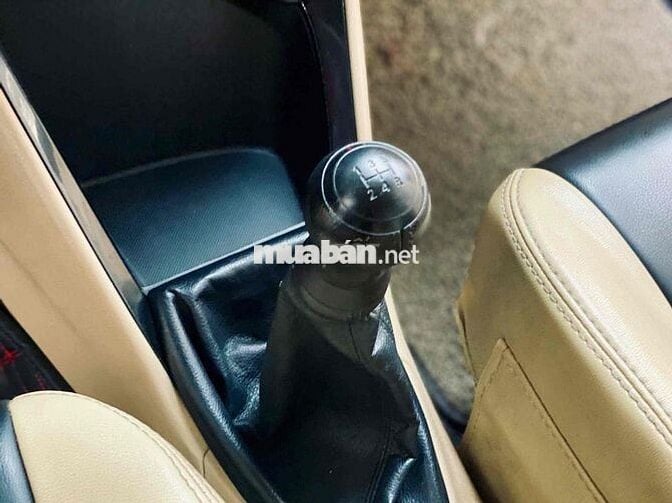 Toyota Vios 2017 1.5E Số sàn - 118000 km