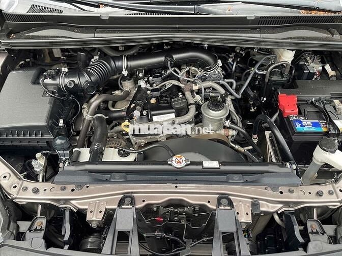 Toyota Innova full đồ chơi 2019 2.0G - 87700 km