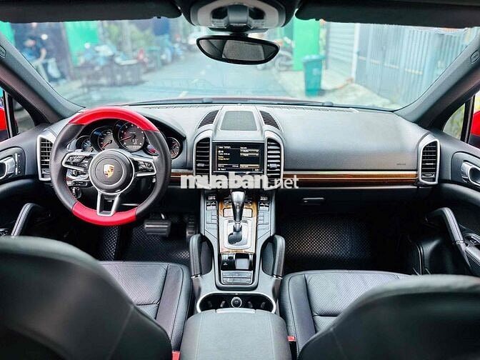 Porsche Cayenne Model 2016