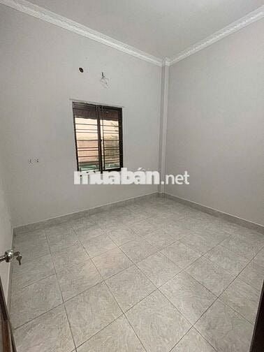 NHÀ NGUYÊN CĂN 3PN 3WC TRỐNG SẴN MẶT TIỀN ĐƯỜNG SỐ 85 QUẬN 7