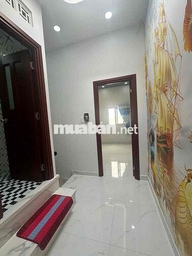 SIÊU PHẨM GẦN CHỢ DT 4.2m x 10m 3 Tỷ 950