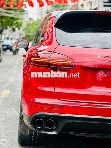 Porsche Cayenne Model 2016
