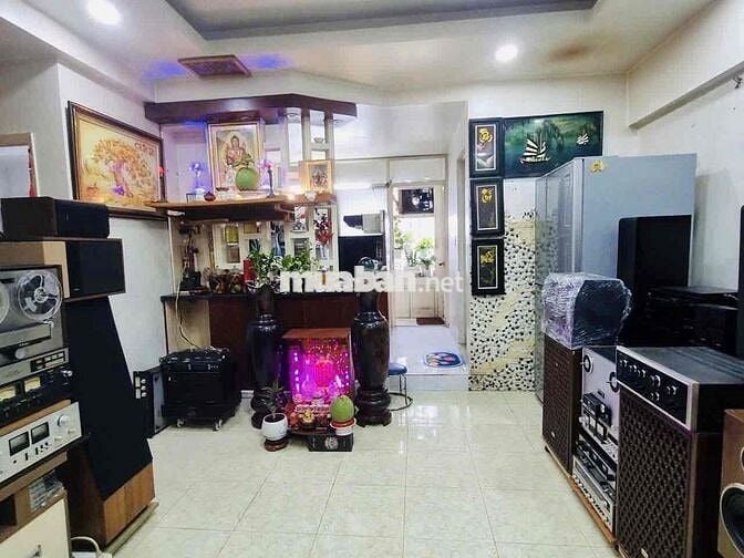 THƠM KÈO GÕ CỬA CC SỐ 1 TÔN THẤT  THUYẾT - VỊ TRÍ Ở NGAY BẾN VÂN ĐỒN