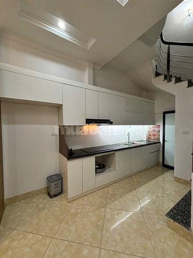 NHÀ ĐẸP NGỌC THỤY – CÒN MỚI 90% – FULL NỘI THẤT – DUY NHẤT 1 CĂN