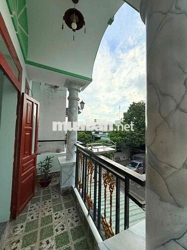 GẤP!! NHÀ Ở NGAY, (4.2 x16.8 ), PN TRỆT, HẺM OTO 5M, NHỈN 3 ĐỒNG TL