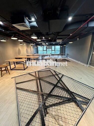 Cho thuê văn phòng Building Dương Đình Nghệ 102m giá 12$