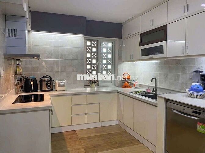 NHÀ 6 TẦNG BTCT - HẺM XE HƠI - HOÀN CÔNG ĐỦ.