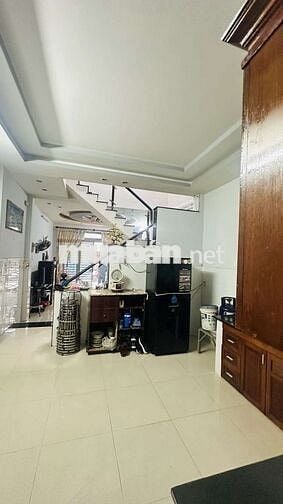 NHÀ ĐẸP GẤP BÁN – BÌNH TÂN, BHHB. DT: 4 × 16m .Giá: 3TỶ85. 1Trệt 1 Lầu