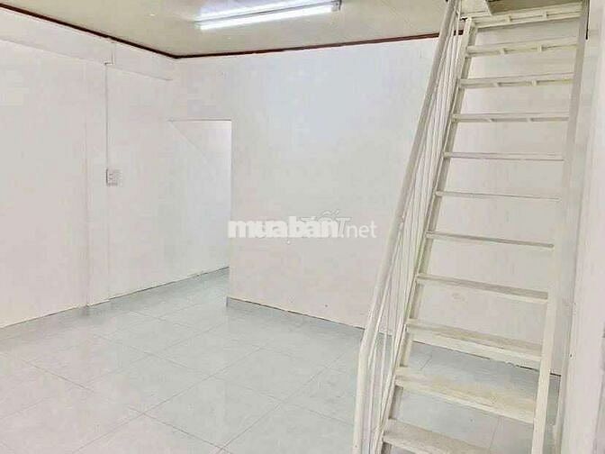 Cho thuê nhà nguyên căn có 4 phòng ngủ 4 máy lạnh