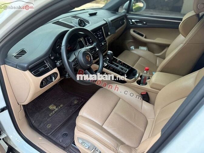 Porsche Macan 2.0 2023 - 3 Tỷ 180 Triệu