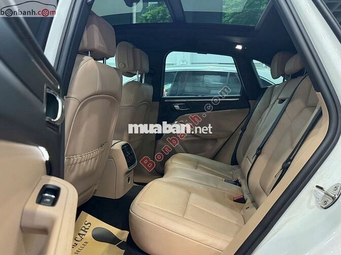 Porsche Macan 2.0 2023 - 3 Tỷ 180 Triệu