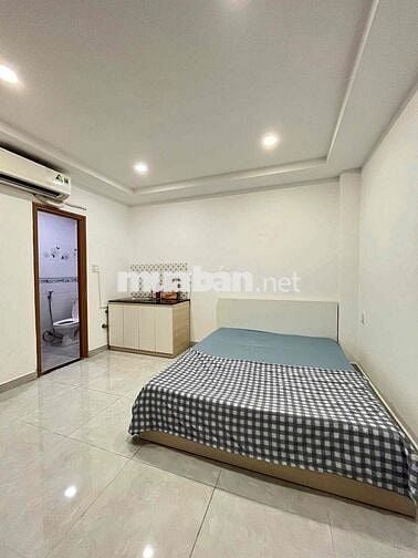 STUDIO CỬA SỔ NGAY SÁT ĐẠI HỌC VĂN LANG ĐI BỘ TỚI TRƯỜNG