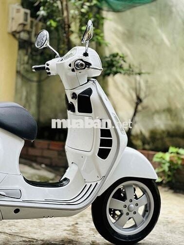 VESPA GTS 125CC 3VAL 2015 BSTP ĐẸP FULL TOÀN BỘ