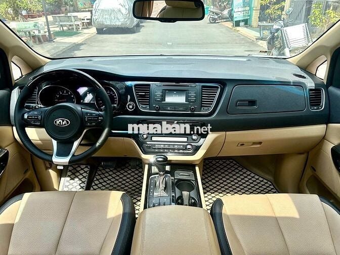 Kia Sedona 2016 3.3L GATH - 78000 km zin đẹp