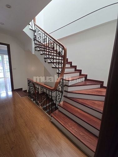 Cho thuê nhà Liền kề tại KĐT mới An Hưng, 82,3m2x4T, 5pn, 4wc