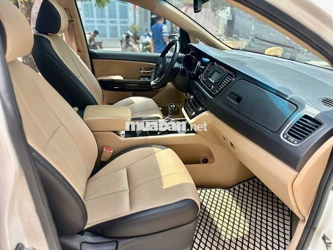 Kia Sedona 2016 3.3L GATH - 78000 km zin đẹp