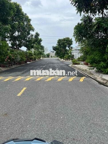 BÁN ĐẤT MẶT TIỀN TÂN TRỤ LONG AN FULL THỔ CƯ 125m2