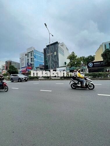 Tòa Nhà Góc 2MT Cộng Hòa - 5x22 - Hầm 6 Tầng Thang máy