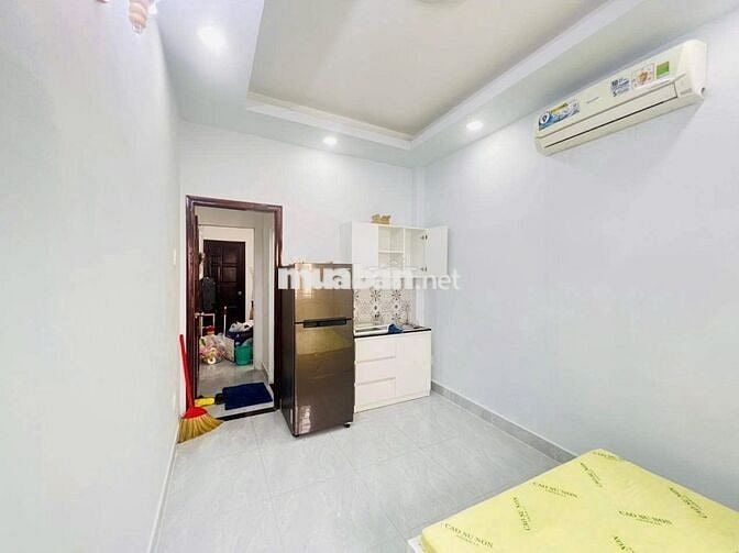 STUDIO CỬA SỔ TRỜI FULL NỘI THẤT MỚI GIÁ ƯU ĐÃI CHO SINH VIÊN