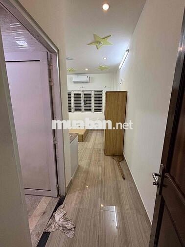 Cho thuê căn hộ Studio Cửa sổ trời tại Quận 4 – Nội thất đầy đủ