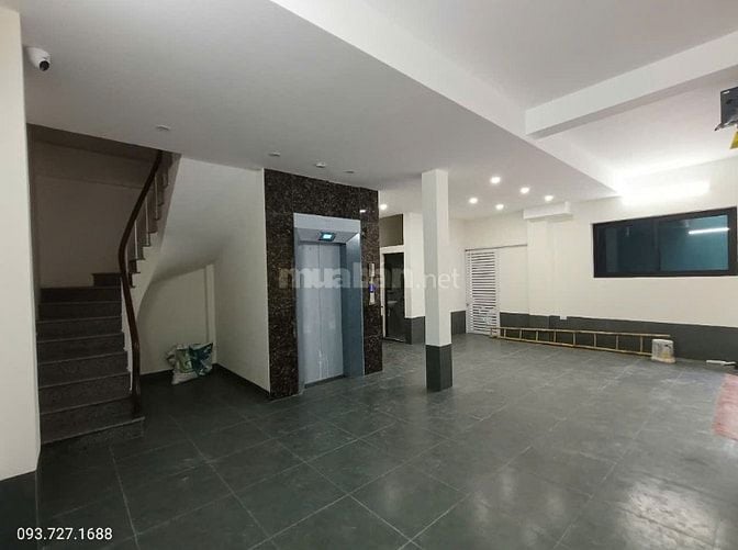 Cho thuê căn hộ dịch vụ mới xây full nội thất thiết bị