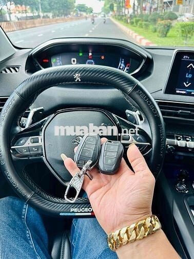Peugeot 5008 2018 1.6L Turbo - 86000 km