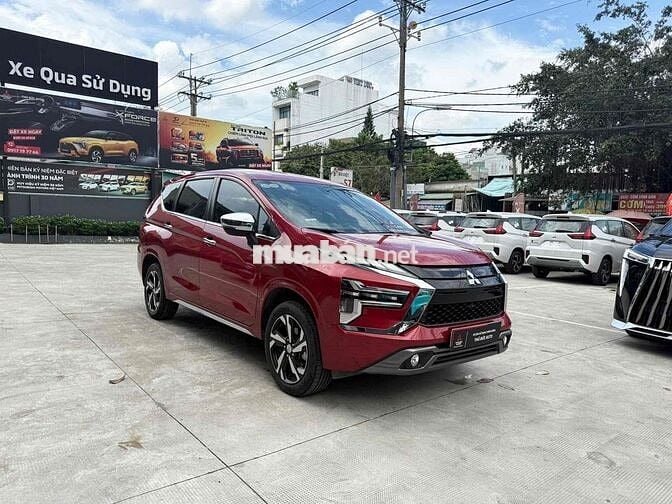 Xpander Premium 2023 xe hãng hỗ trợ trả góp