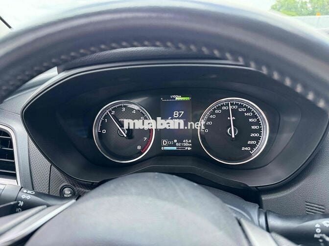 Subaru Forester 1/2020 I-S Eyesight - 82000 km