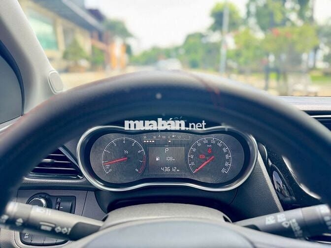 VinFast Fadil Base 2021 - Màu xám - 4v3km