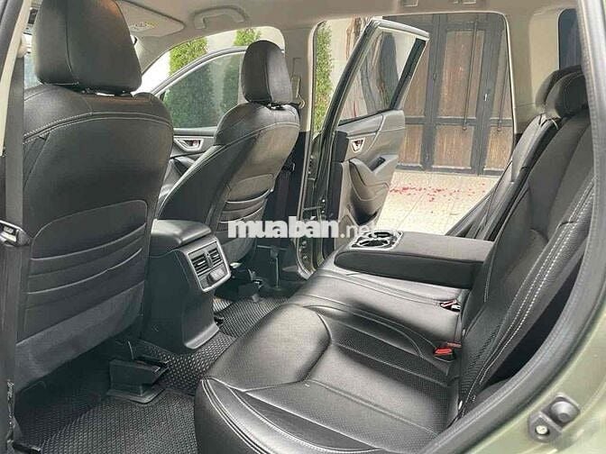 Subaru Forester 1/2020 I-S Eyesight - 82000 km