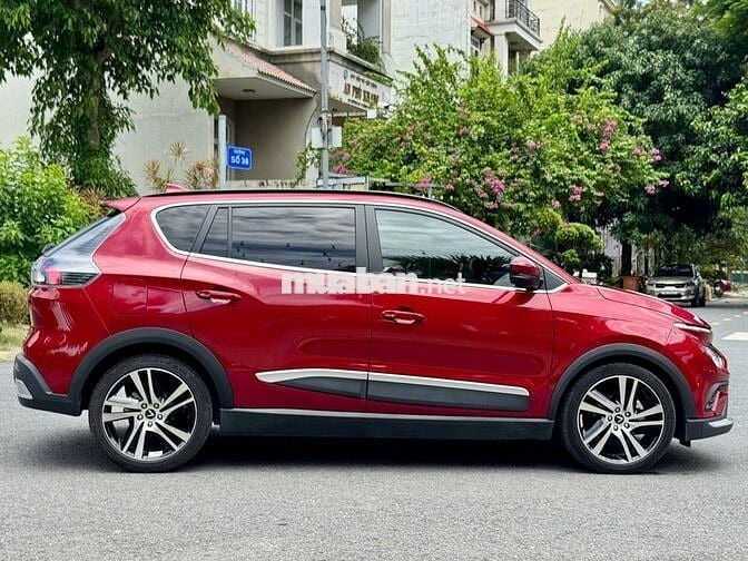 VinFast VFe34 2022 - Màu đỏ - 2v3km