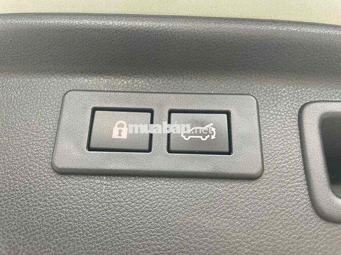 Subaru Forester 1/2020 I-S Eyesight - 82000 km
