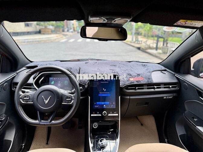 VinFast VFe34 2022 - Màu đỏ - 2v3km