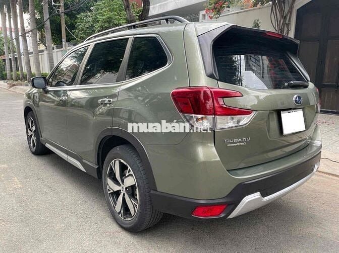 Subaru Forester 1/2020 I-S Eyesight - 82000 km