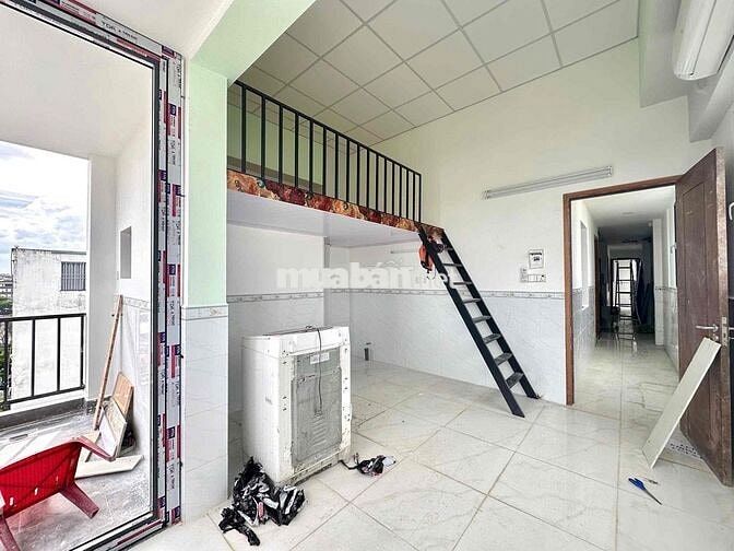 Studio Ban Công DT_45M2 Full Nội Thất Máy Giặt Riêng Gần Đại Học VLU
