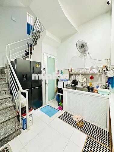 33M2 - HẺM XE HƠI TRÁNH - LÊ VĂNDUYỆT, CHỢ BÀ CHIỂU - 4 TẦNG - AN NINH
