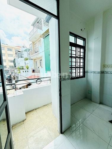 2,68 tỷ Nhà nhỏ có sổ hồng Hưng phú P10Q8 nhà đẹp ở liền